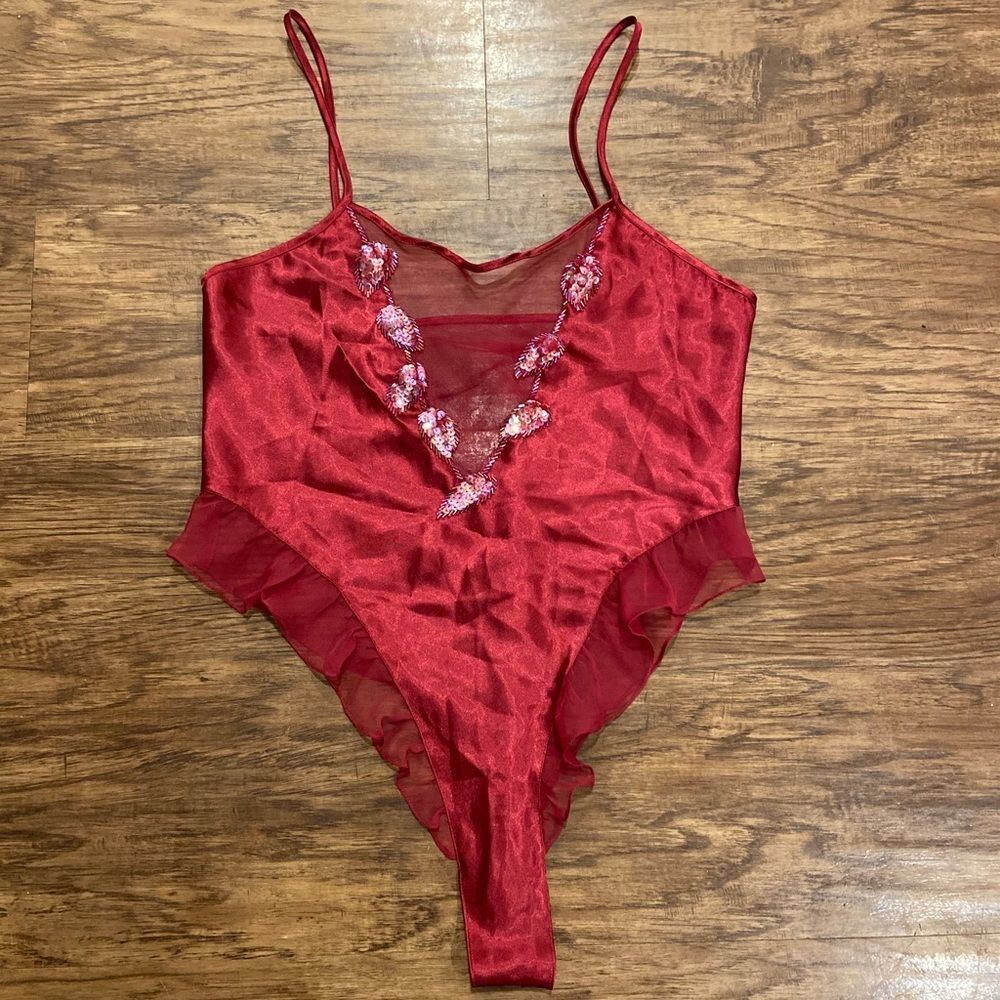 Vintage Victoria’s Secret Teddy​